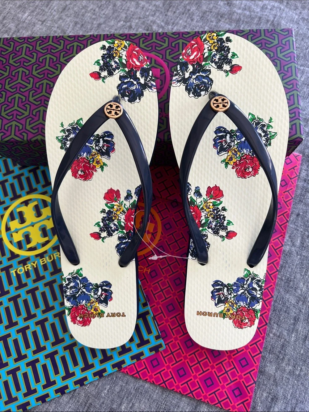 Tory Burch Flip-Flops in the “Tory Navy” / Tea Rose” Floral - Vintage - NWT